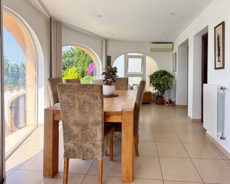 5 sovrum Villa till salu i Javea / Xabia med pool garage - 1 500 000 € (Ref: 9983983)