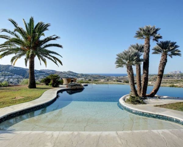 4 makuuhuone Maalaistalo myytävänä paikassa Moraira, Teulada-Moraira mukana uima-altaan 
autotalli - 4 200 000 € (Ref: 9985650)