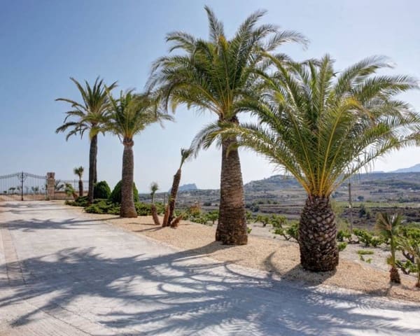 4 makuuhuone Maalaistalo myytävänä paikassa Moraira, Teulada-Moraira mukana uima-altaan 
autotalli - 4 200 000 € (Ref: 9985650)