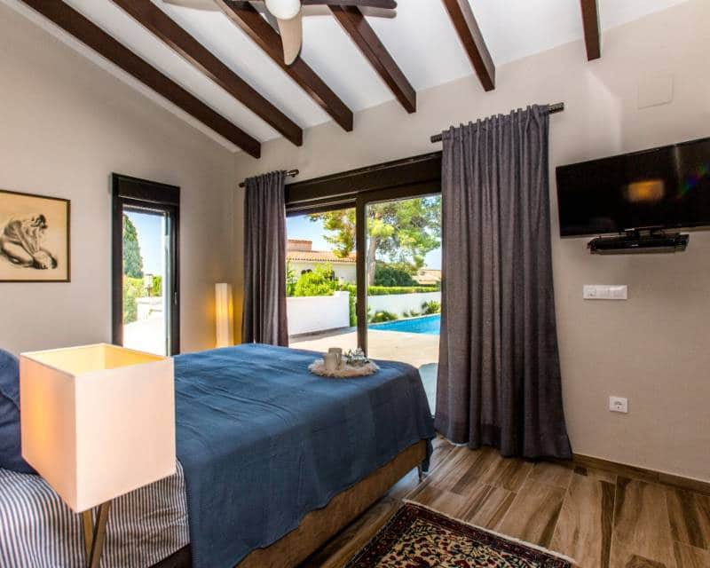 4 bedroom Villa for sale in Moraira with pool garage - € 1,195,000 (Ref: 9999272)