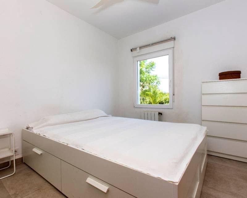 5 slaapkamer Villa te koop in Monte Pedreguer met garage - € 450.000 (Ref: 9999273)