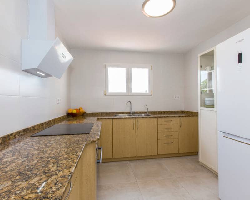 5 slaapkamer Villa te koop in Monte Pedreguer met garage - € 450.000 (Ref: 9999273)