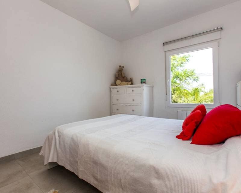 5 slaapkamer Villa te koop in Monte Pedreguer met garage - € 450.000 (Ref: 9999273)
