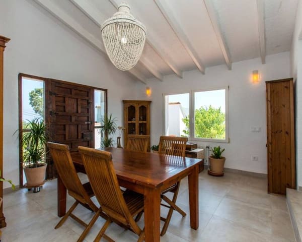 5 slaapkamer Villa te koop in Monte Pedreguer, Pedreguer met garage - € 450.000 (Ref: 9999273)