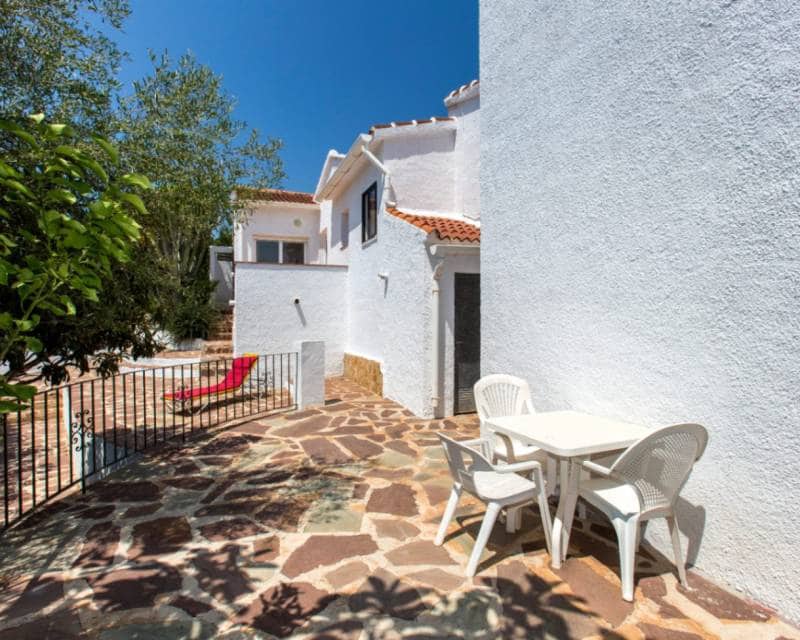 5 slaapkamer Villa te koop in Monte Pedreguer met garage - € 450.000 (Ref: 9999273)