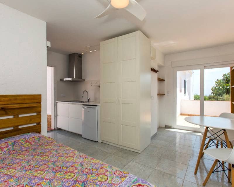 5 slaapkamer Villa te koop in Monte Pedreguer met garage - € 450.000 (Ref: 9999273)
