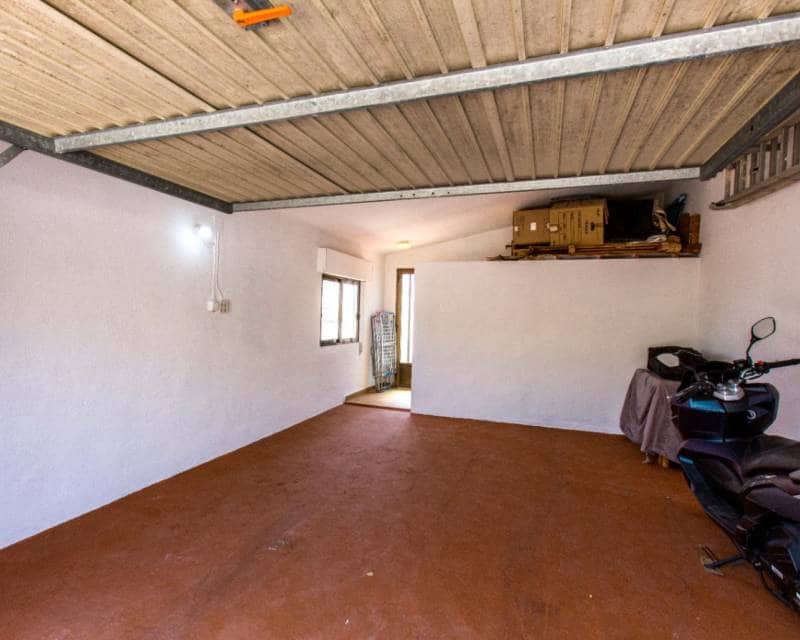 5 slaapkamer Villa te koop in Monte Pedreguer met garage - € 450.000 (Ref: 9999273)