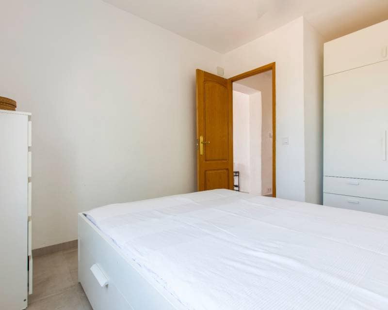 5 slaapkamer Villa te koop in Monte Pedreguer met garage - € 450.000 (Ref: 9999273)
