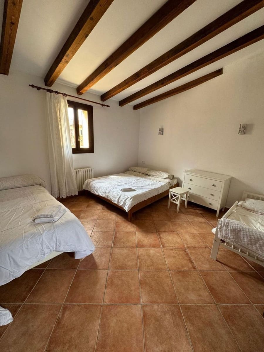 Finca/Casa Rural de 6 habitaciones en Alaró en alquiler con piscina - 4.000 € (Ref: 10043001)