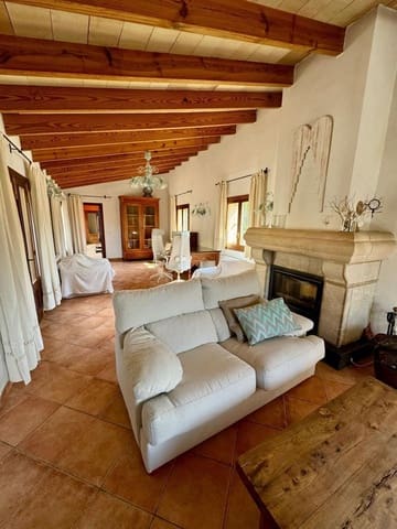 Finca/Casa Rural de 6 habitaciones en Alaró en alquiler con piscina - 4.000 € (Ref: 10043001)
