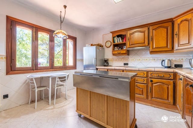 2 sovrum Villa till salu i Bunyola med garage - 975 000 € (Ref: 10177120)