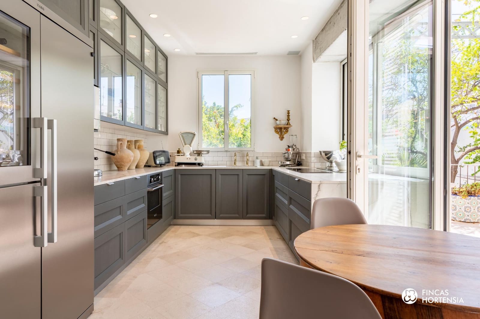 5 soveværelse Villa til salg i Palma de Mallorca med swimmingpool garage - € 3.450.000 (Ref: 9239293)