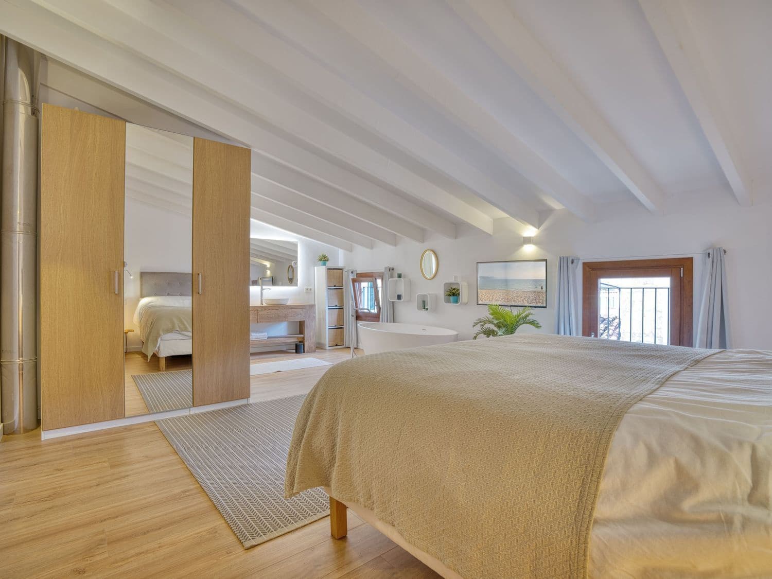 5 bedroom Villa for sale in Alaro with pool - € 1,425,000 (Ref: 9239296)