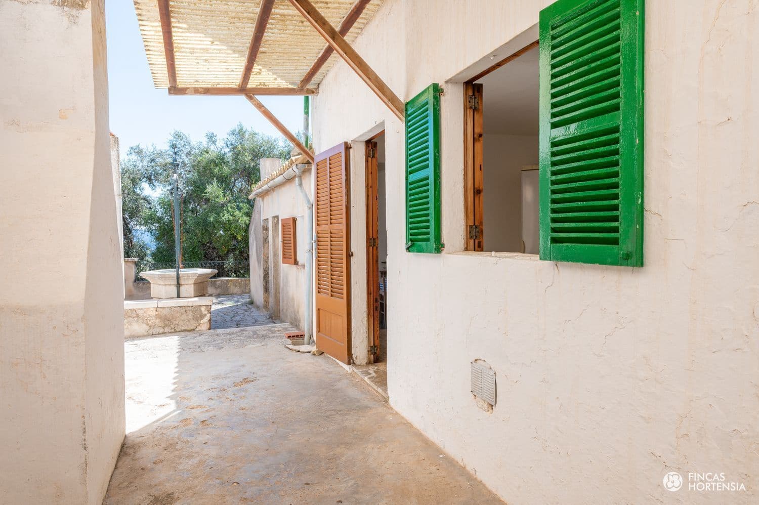4 bedroom Villa for sale in Selva with garage - € 595,000 (Ref: 9239297)