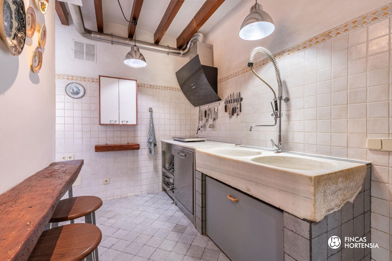 5 soveværelse Byhus til salg i Caimari med swimmingpool garage - € 995.000 (Ref: 9240304)