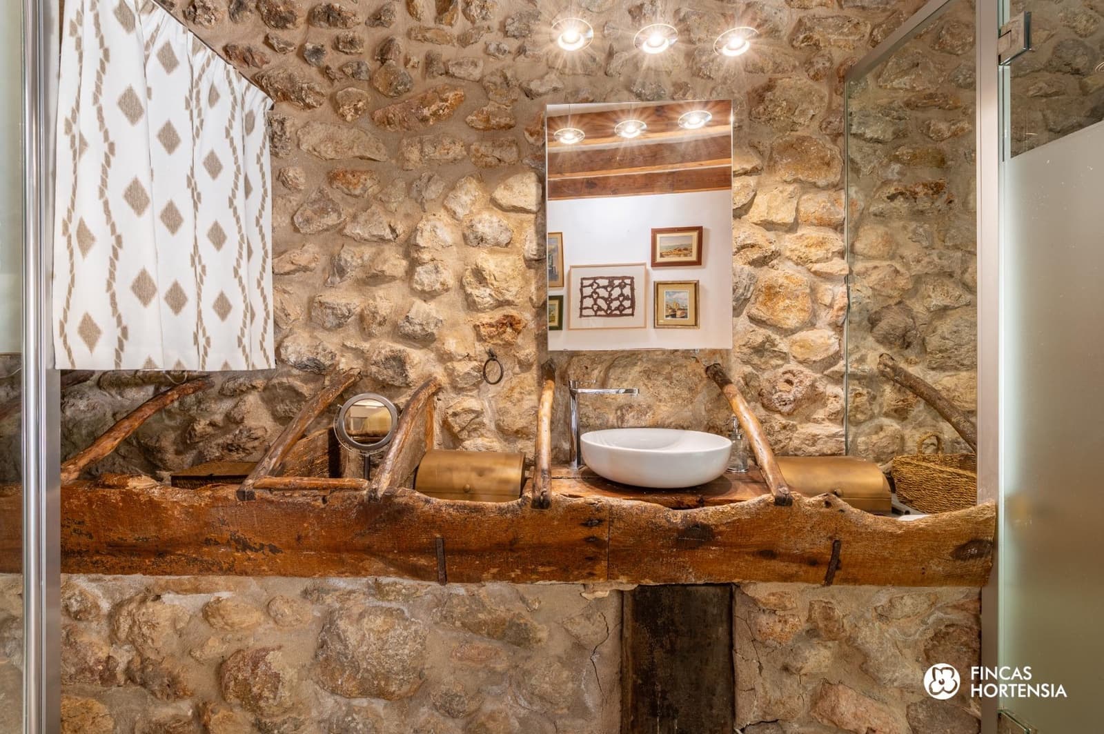 5 soveværelse Byhus til salg i Caimari med swimmingpool garage - € 995.000 (Ref: 9240304)