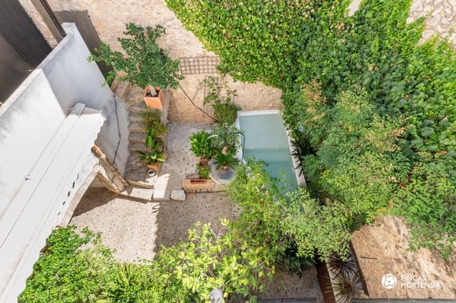 5 soveværelse Byhus til salg i Caimari, Selva med swimmingpool garage - € 995.000 (Ref: 9240304)