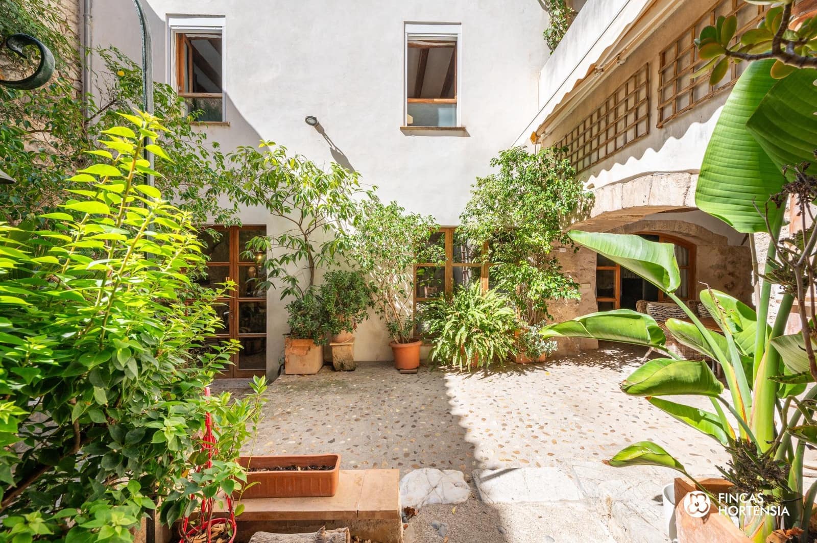 5 soveværelse Byhus til salg i Caimari med swimmingpool garage - € 995.000 (Ref: 9240304)