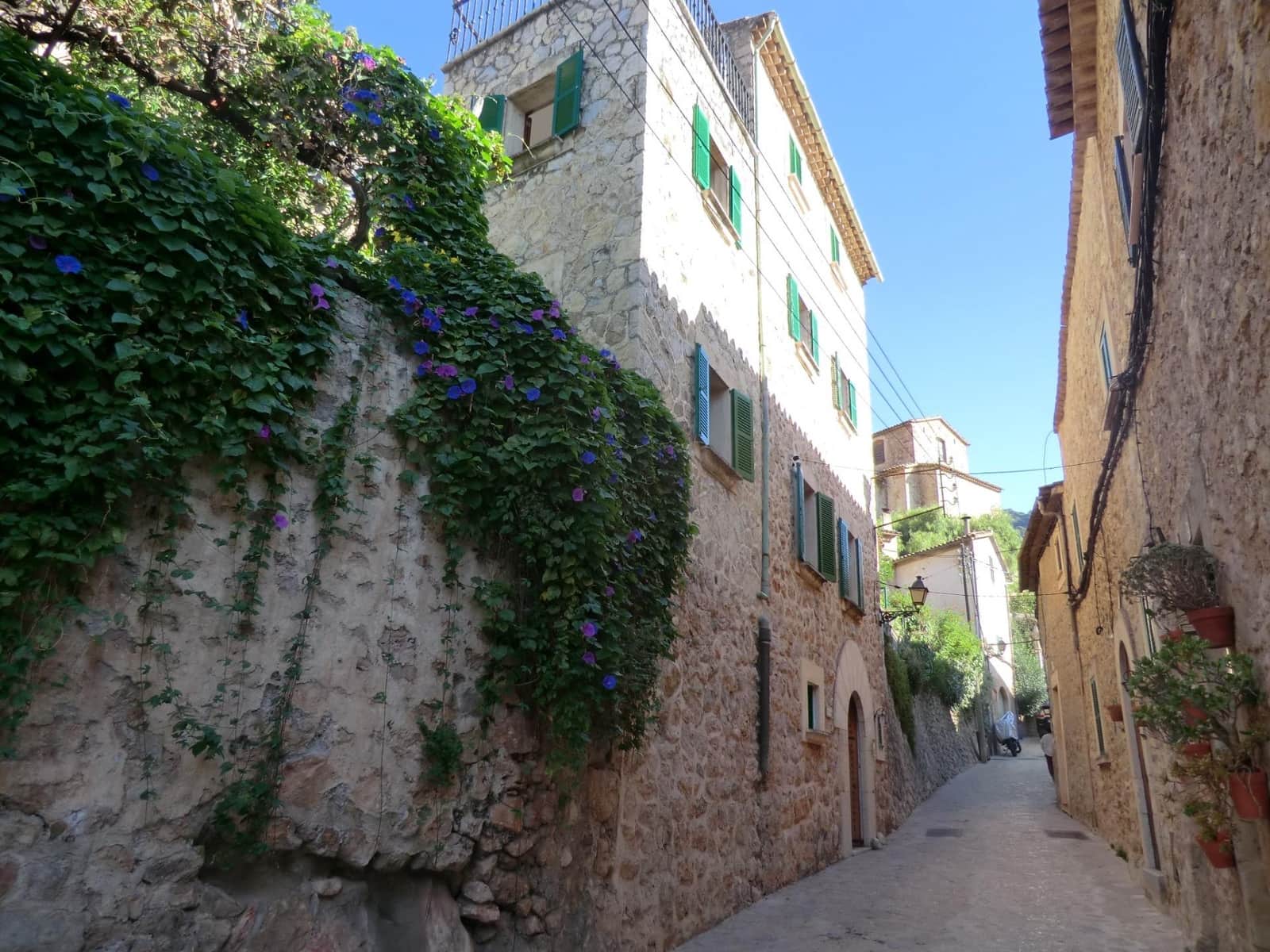 4 bedroom Townhouse for rent in Valldemosa - € 2,500 (Ref: 9276259)