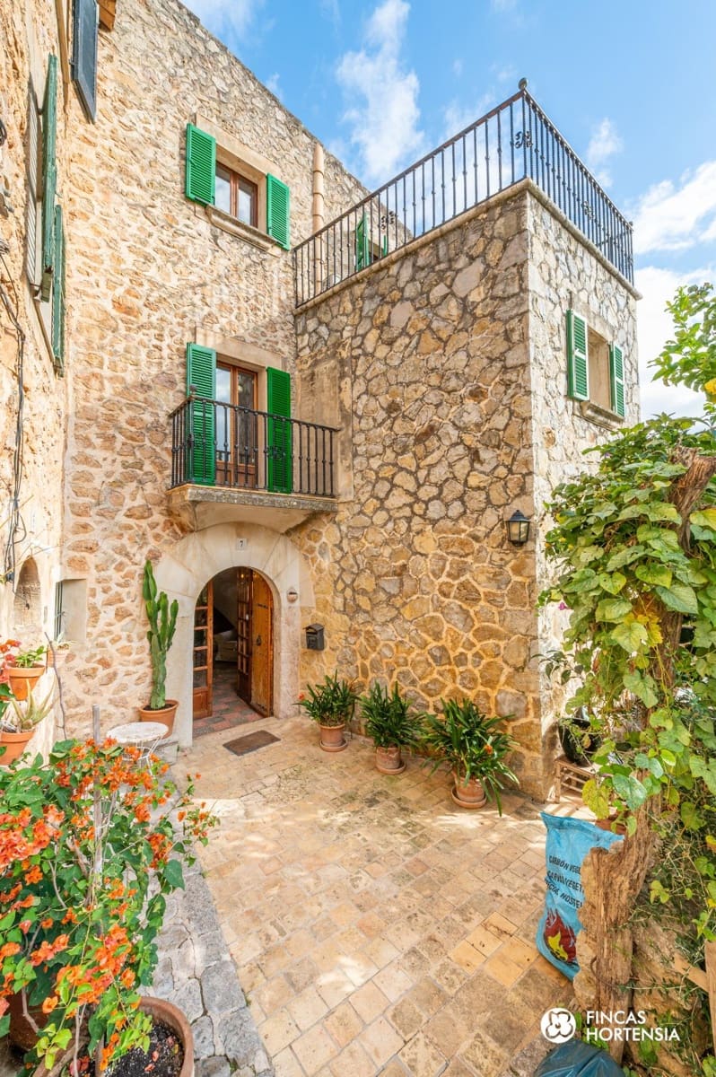 4 soveværelse Byhus til leje i Valldemosa - € 2.500 (Ref: 9276259)