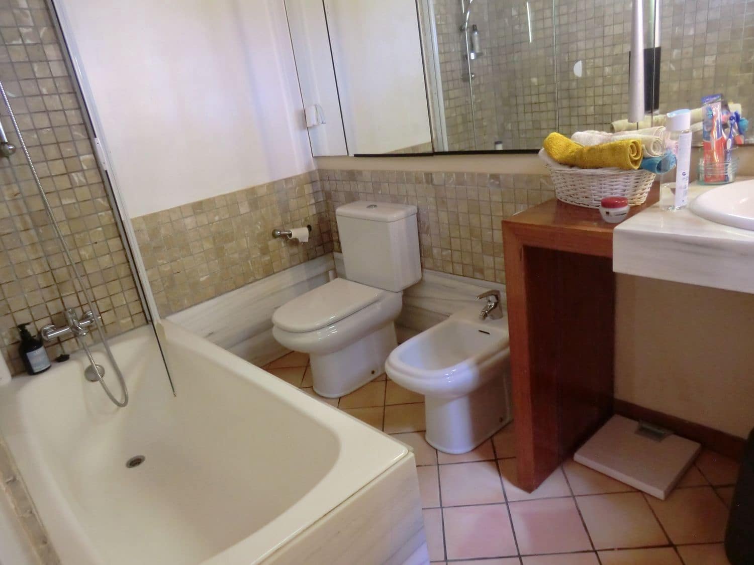 4 bedroom Finca/Country House for rent in Binissalem with pool - € 2,400 (Ref: 9481162)