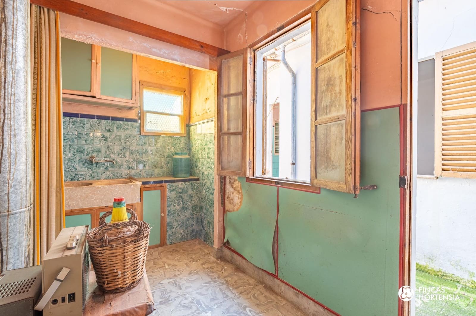 4 bedroom Townhouse for sale in Alaro - € 680,000 (Ref: 9637492)