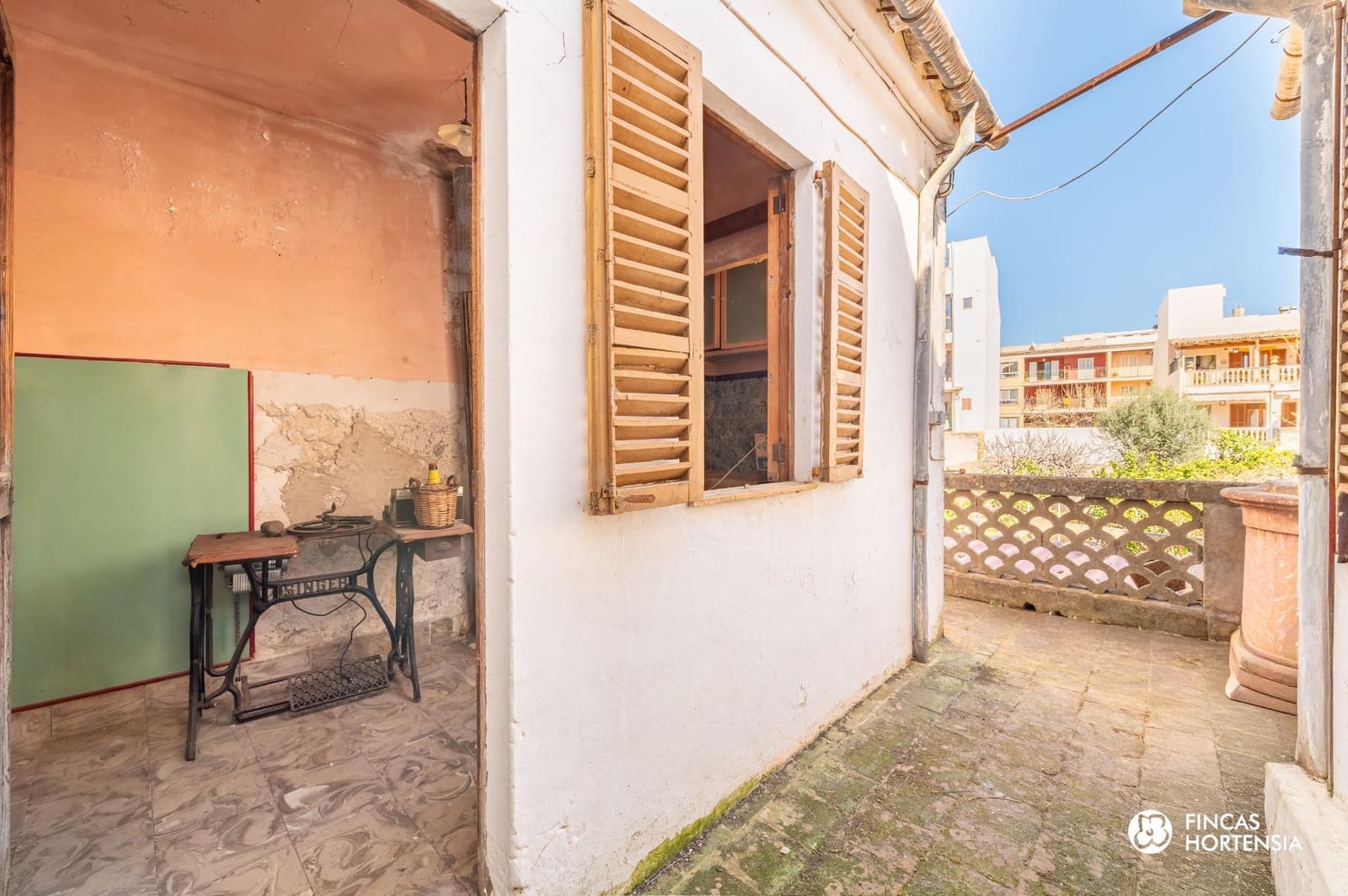 4 bedroom Townhouse for sale in Alaro - € 680,000 (Ref: 9637492)