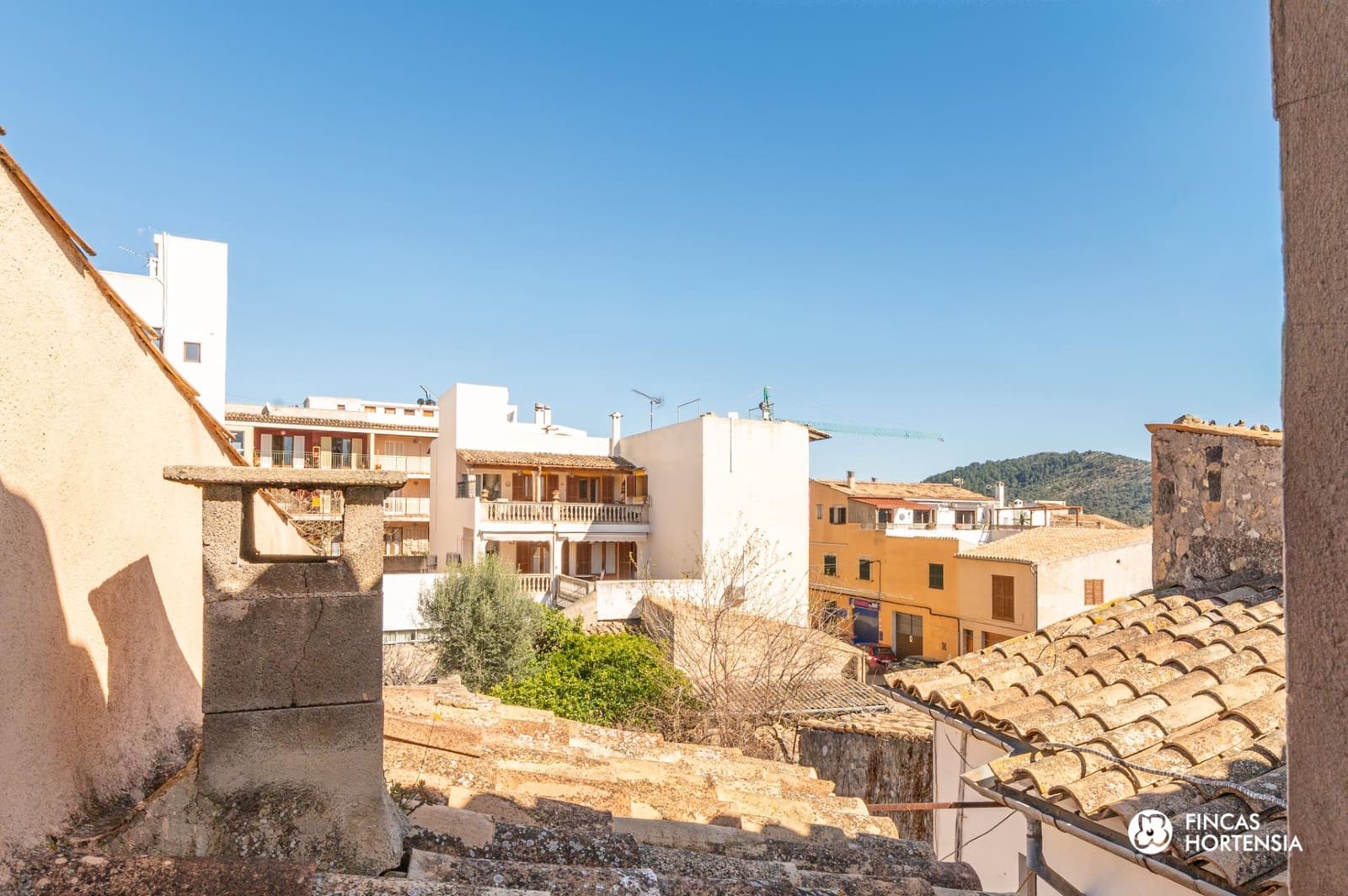 4 bedroom Townhouse for sale in Alaro - € 680,000 (Ref: 9637492)