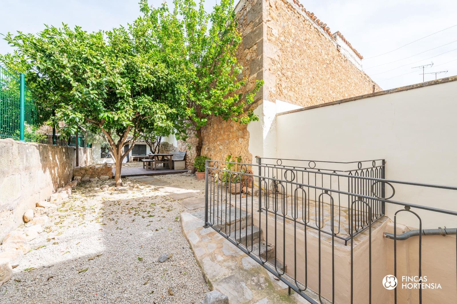 Casa de 4 habitaciones en Alaró en venta con garaje - 1.050.000 € (Ref: 9799164)