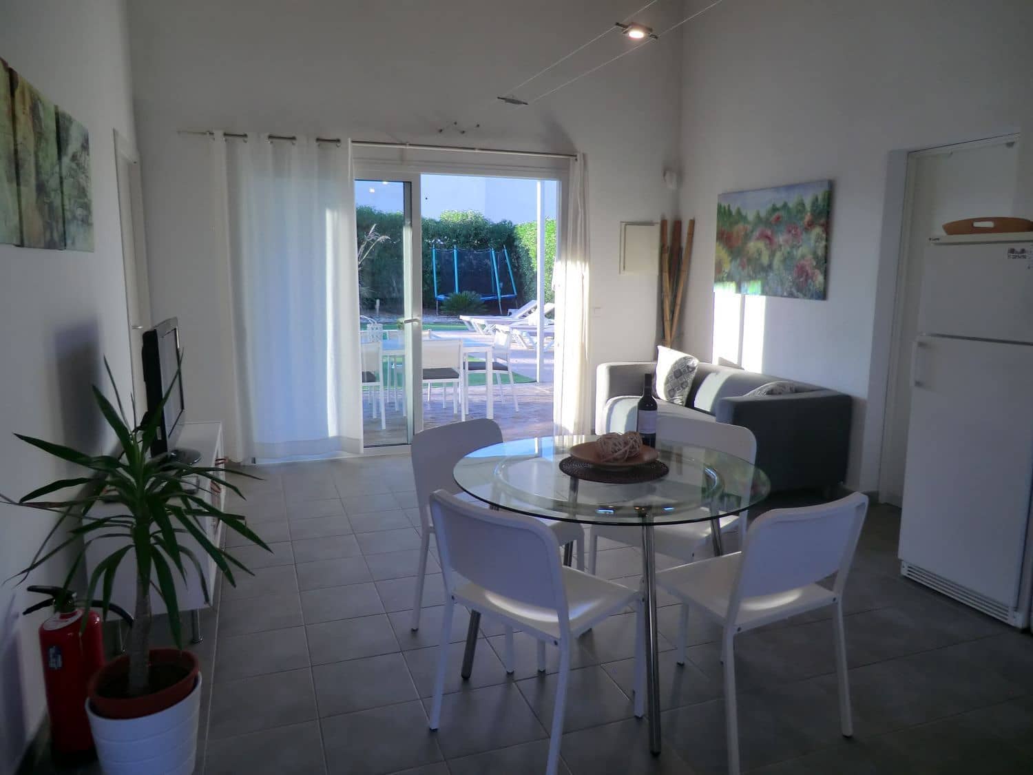 2 bedroom Villa for rent in Lloseta with pool garage - € 2,000 (Ref: 9851691)