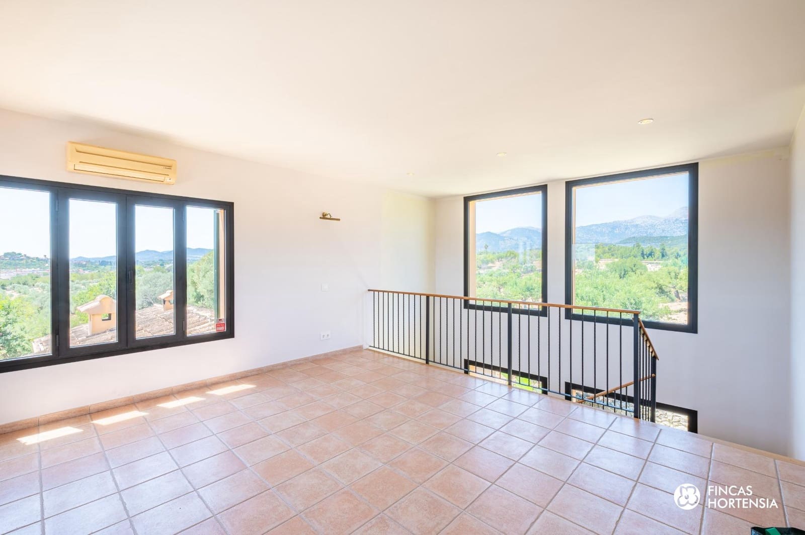 4 bedroom Finca/Country House for sale in Inca with pool garage - € 1,750,000 (Ref: 9868527)