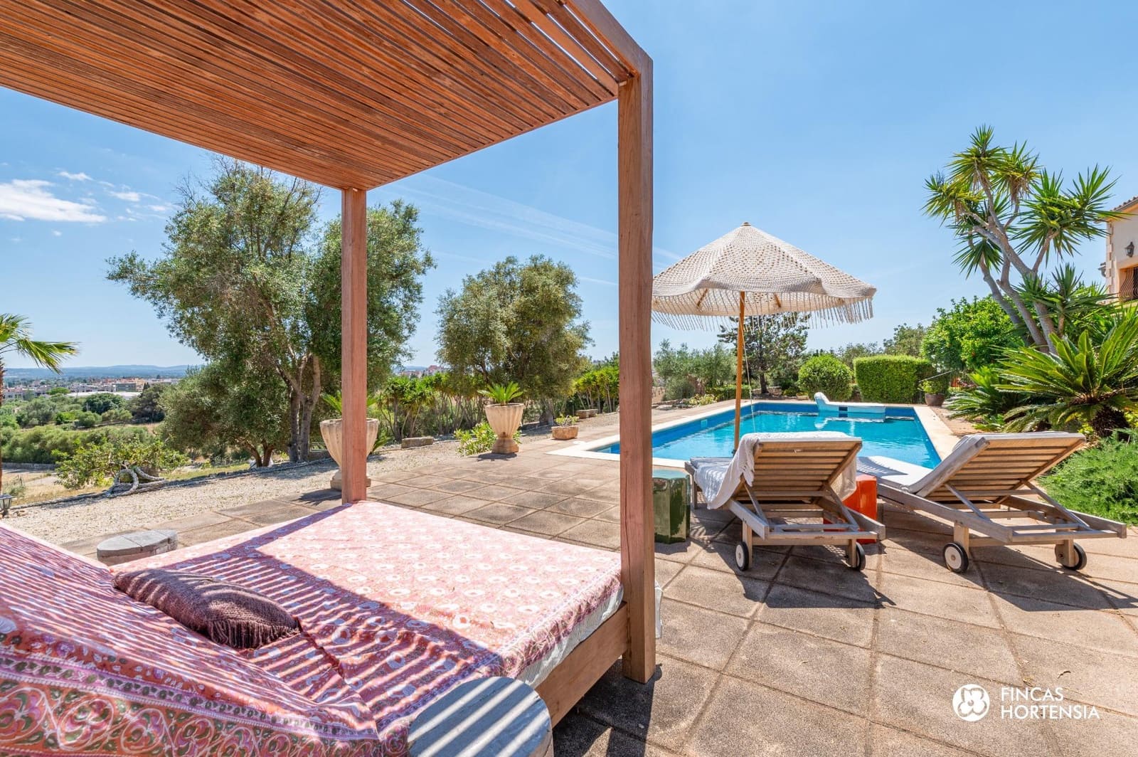 4 bedroom Finca/Country House for sale in Inca with pool garage - € 1,750,000 (Ref: 9868527)