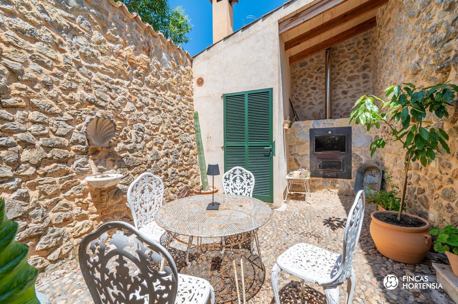 4 bedroom Finca/Country House for sale in Inca with pool garage - € 1,750,000 (Ref: 9868527)