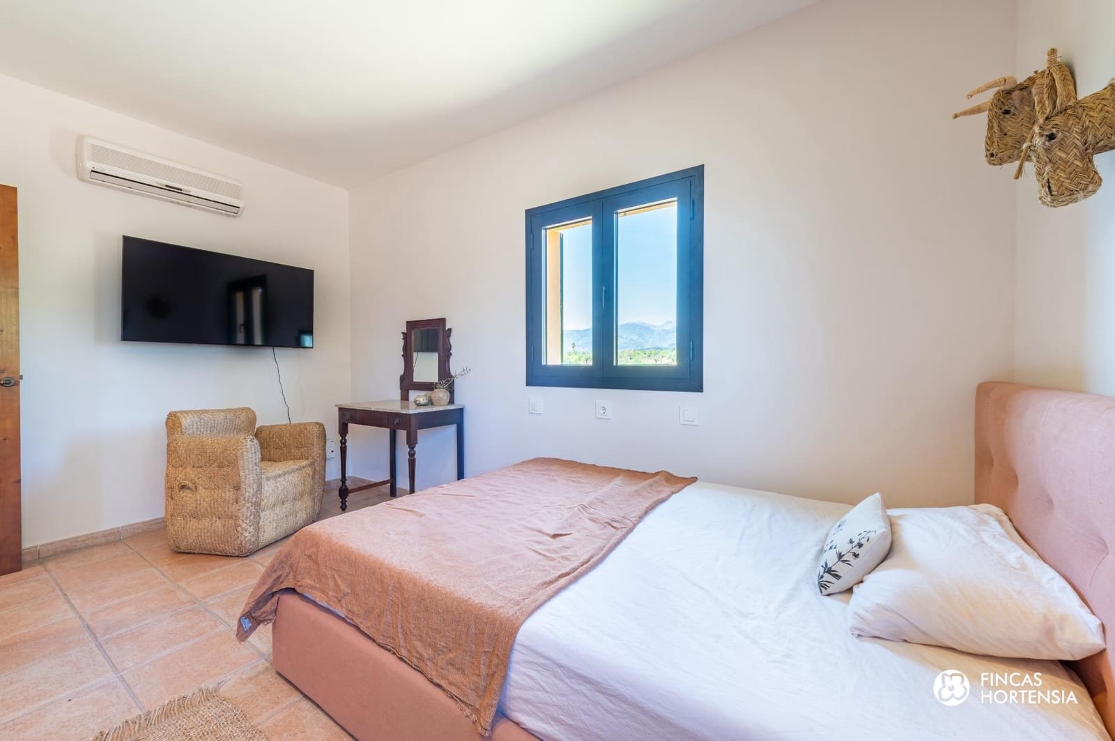 4 bedroom Finca/Country House for sale in Inca with pool garage - € 1,750,000 (Ref: 9868527)