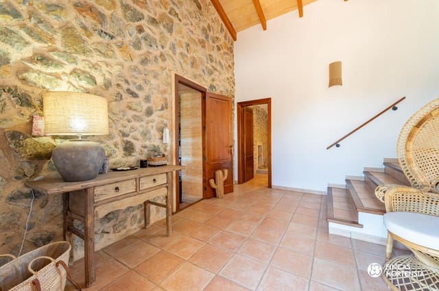 4 bedroom Finca/Country House for sale in Inca with pool garage - € 1,750,000 (Ref: 9868527)