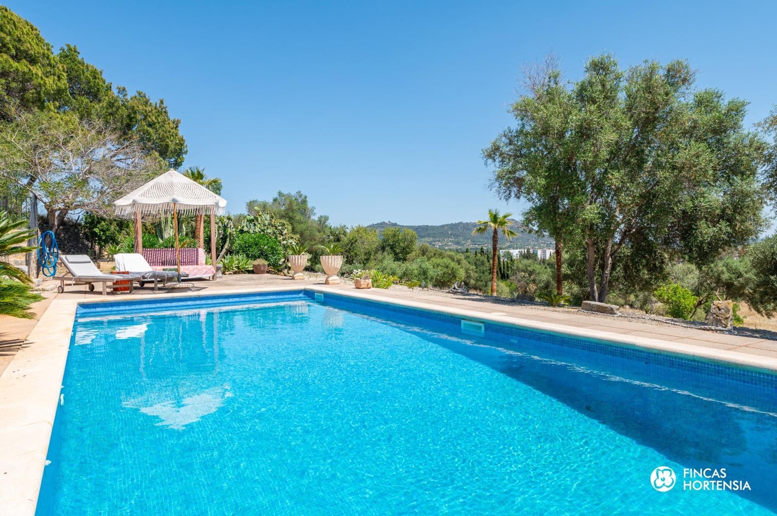 4 bedroom Finca/Country House for sale in Inca with pool garage - € 1,750,000 (Ref: 9868527)