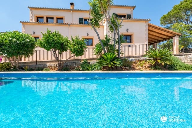 4 bedroom Finca/Country House for sale in Inca with pool garage - € 1,750,000 (Ref: 9868527)