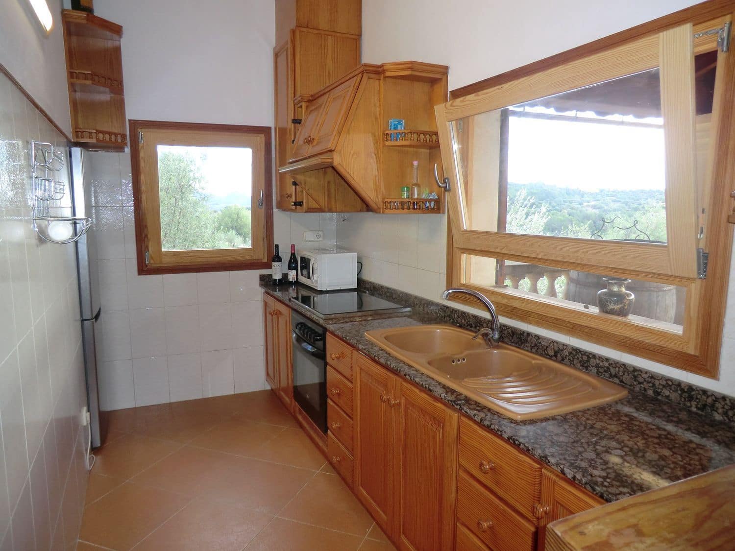 3 camera da letto Finca/Casa di Campagna da affittare in Alaro con garage - 2.500 € (Rif: 9881883)