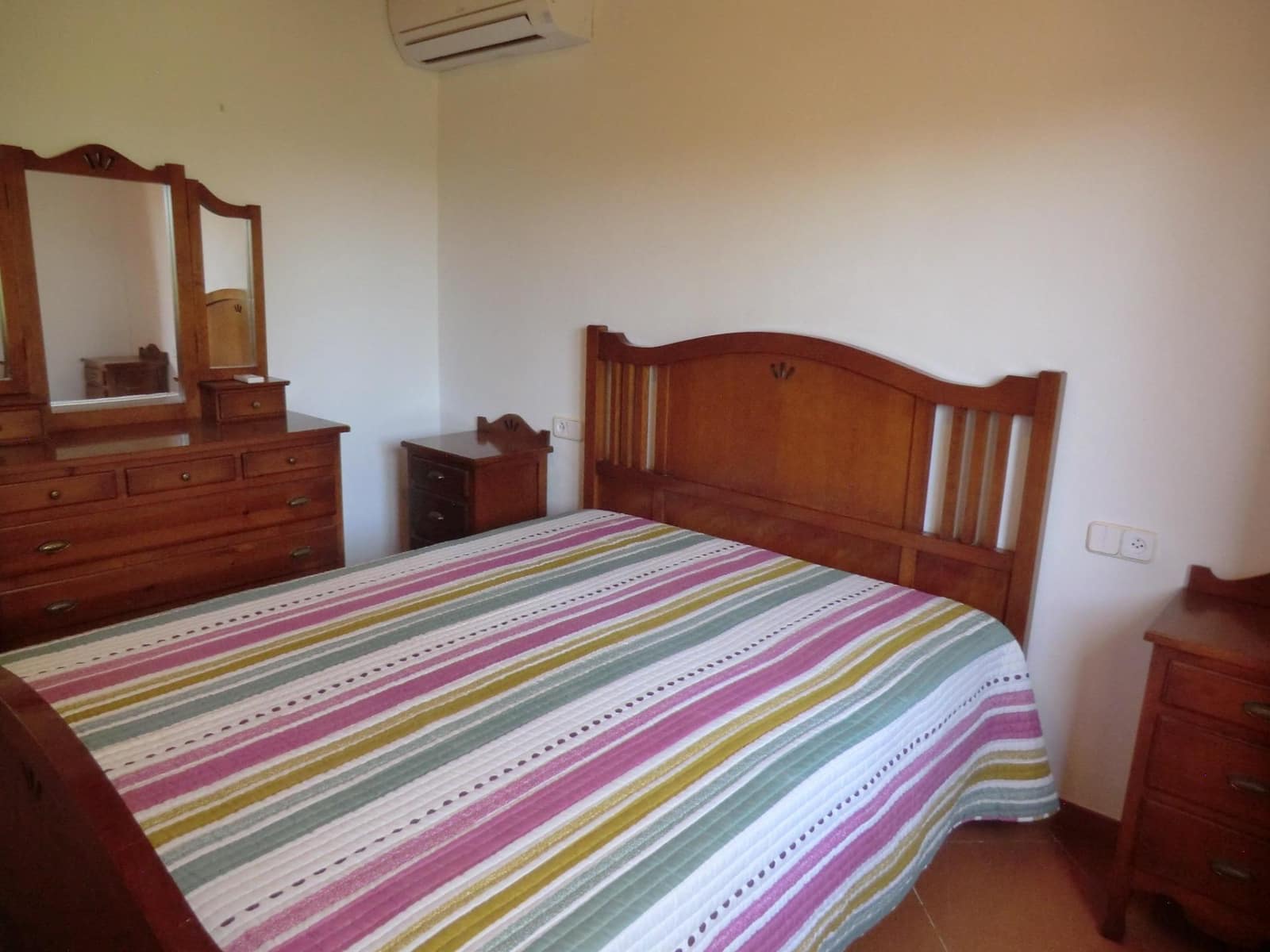 Finca/Maison de Campagne de 3 chambres à louer à Alaro avec garage - 2 000 € (Ref: 9881883)