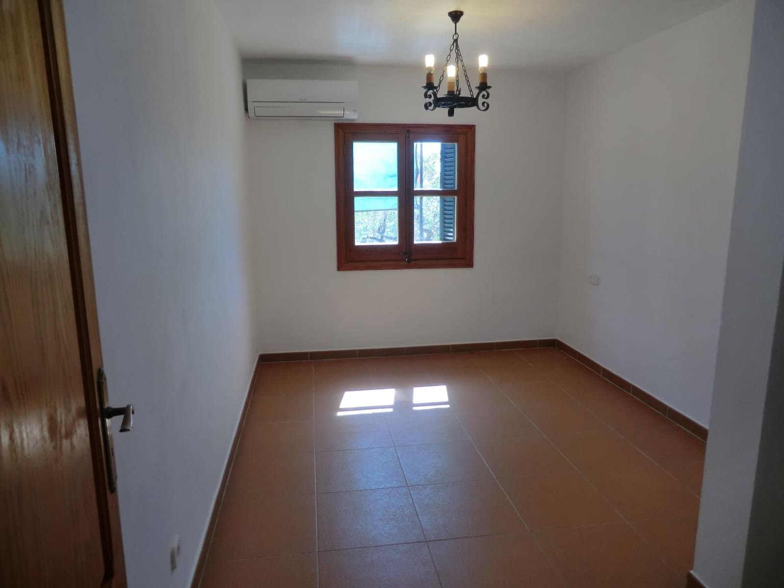 Finca/Maison de Campagne de 3 chambres à louer à Alaro avec garage - 2 000 € (Ref: 9881883)
