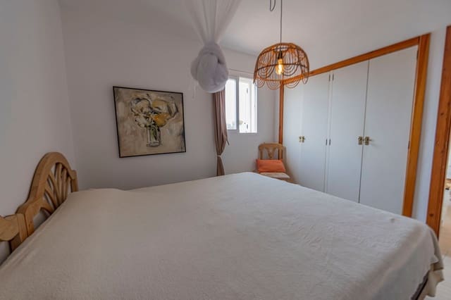 2 bedroom Apartment for sale in Alcossebre, Alcalá de Xivert with garage - € 225,000 (Ref: 10018160)