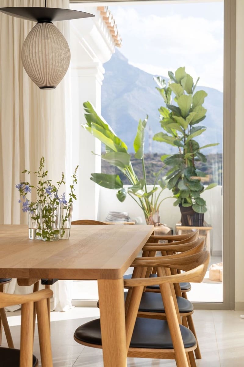 4 sypialnia Apartament na sprzedaż w Nueva Andalucia z basenem garażem - 2 895 000 € (Ref: 8527533)