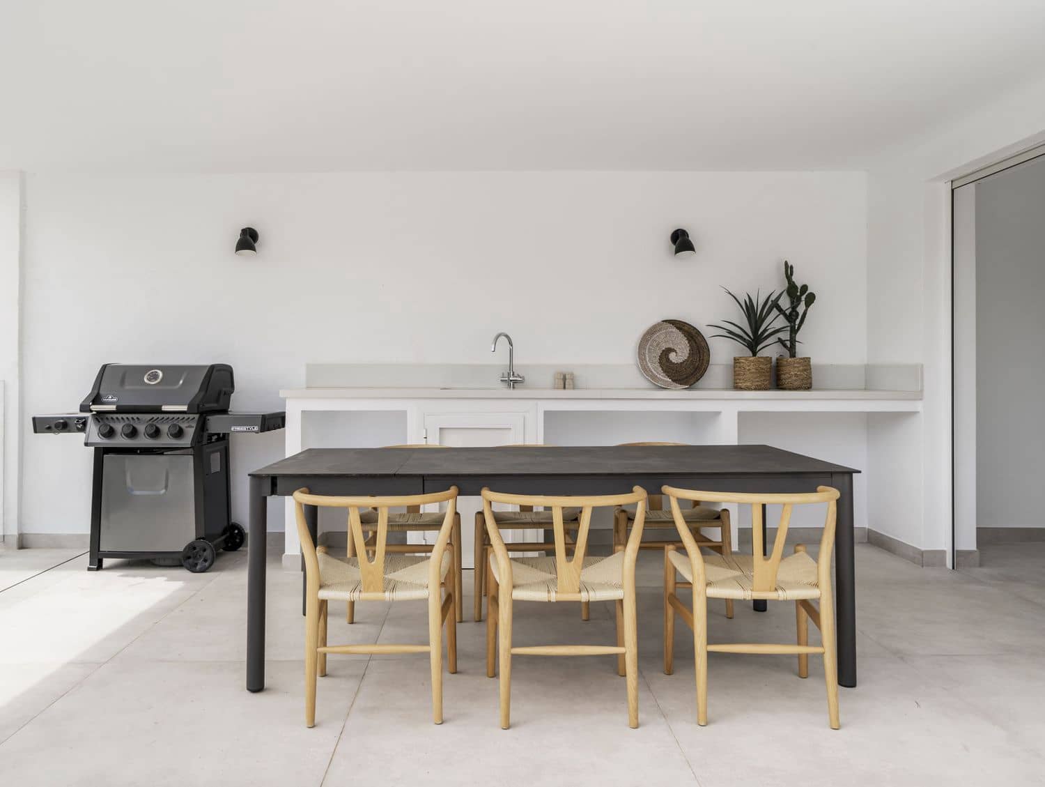 4 soveværelse Byhus til salg i Aloha Golf med swimmingpool garage - € 1.795.000 (Ref: 8576255)