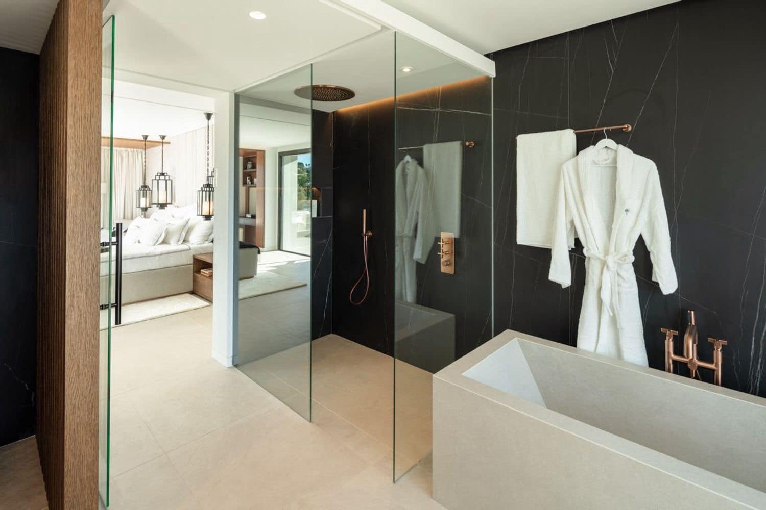 5 quarto Moradia para venda em Nueva Andalucia com piscina garagem - 6 495 000 € (Ref: 8605240)