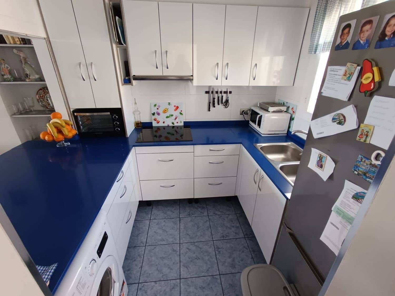 2 soverom Leilighet til salgs i Nueva Andalucia med svømmebasseng garasje - € 480 000 (Ref: 8824708)