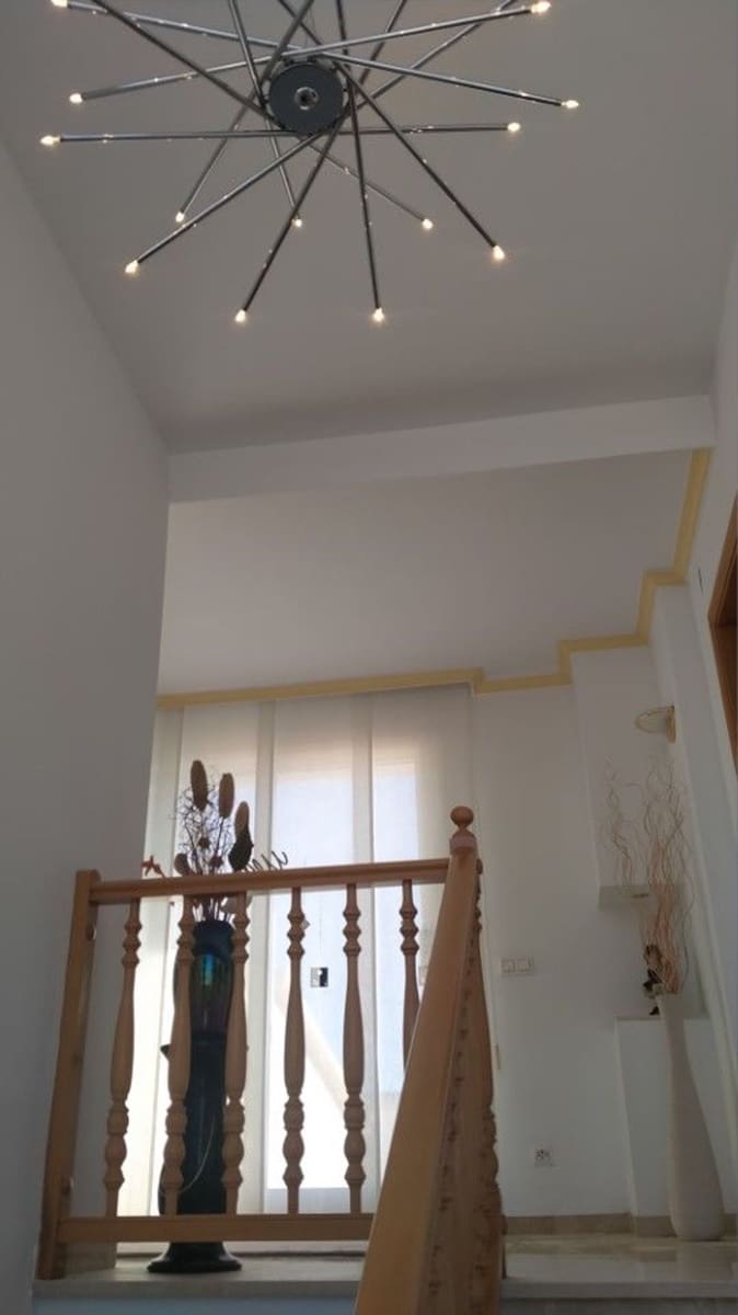 3 makuuhuone Huvila myytävänä paikassa Lloret de Mar mukana uima-altaan 
autotalli - 815 000 € (Ref: 8835988)