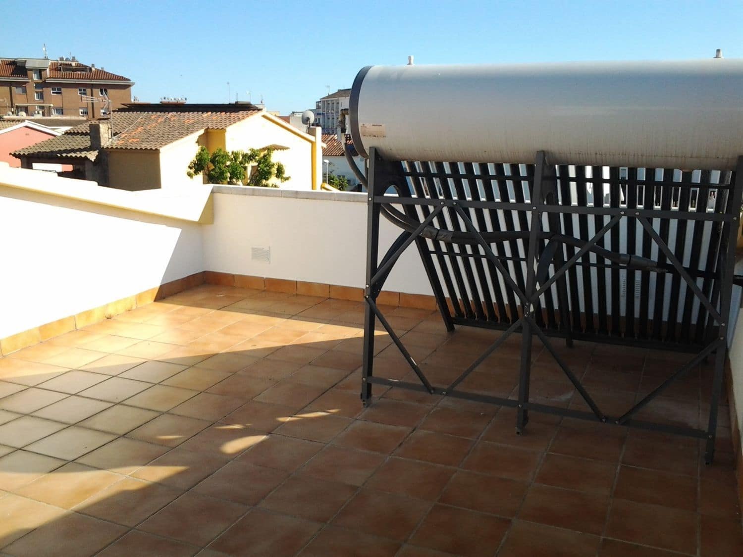 3 makuuhuone Huvila myytävänä paikassa Lloret de Mar mukana uima-altaan 
autotalli - 815 000 € (Ref: 8835988)