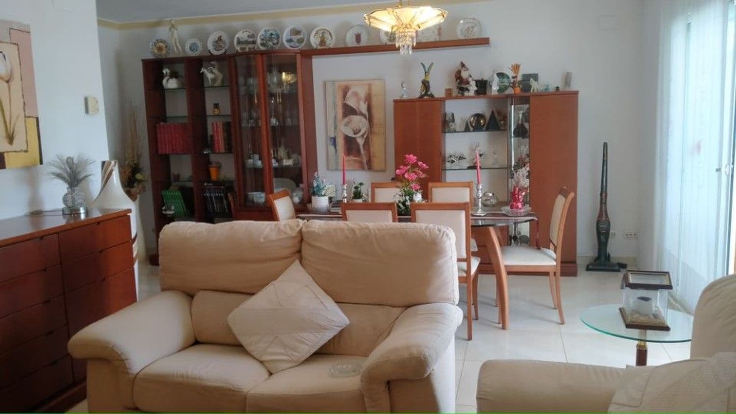 3 makuuhuone Huvila myytävänä paikassa Lloret de Mar mukana uima-altaan 
autotalli - 815 000 € (Ref: 8835988)