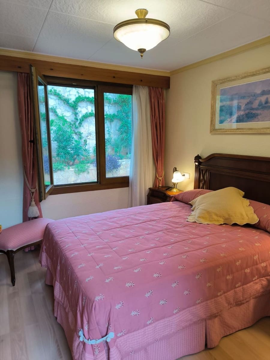 4 soveværelse Villa til salg i Alcossebre med swimmingpool garage - € 1.700.000 (Ref: 9195247)