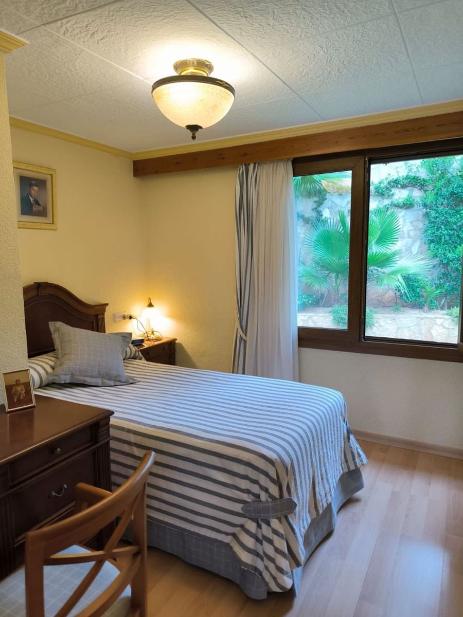 4 soveværelse Villa til salg i Alcossebre med swimmingpool garage - € 1.700.000 (Ref: 9195247)